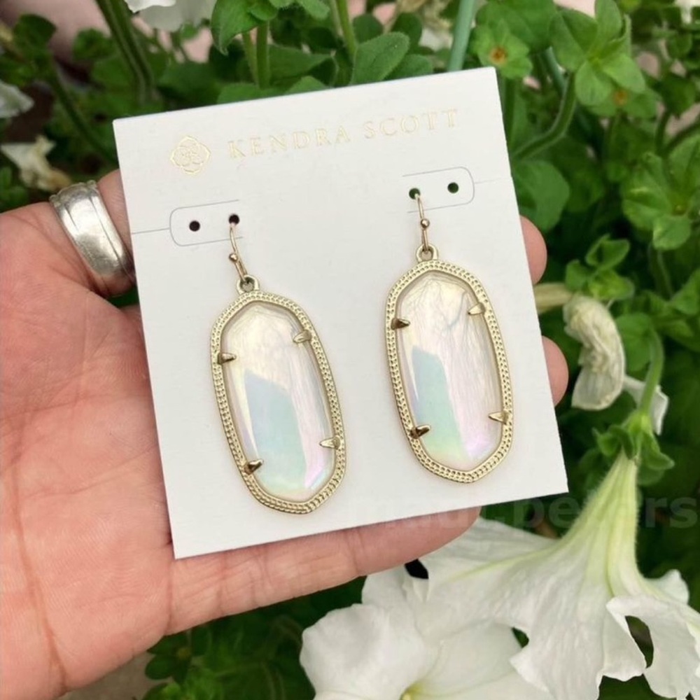 Kendra Scott Elle Earrings in Clear Iridescent